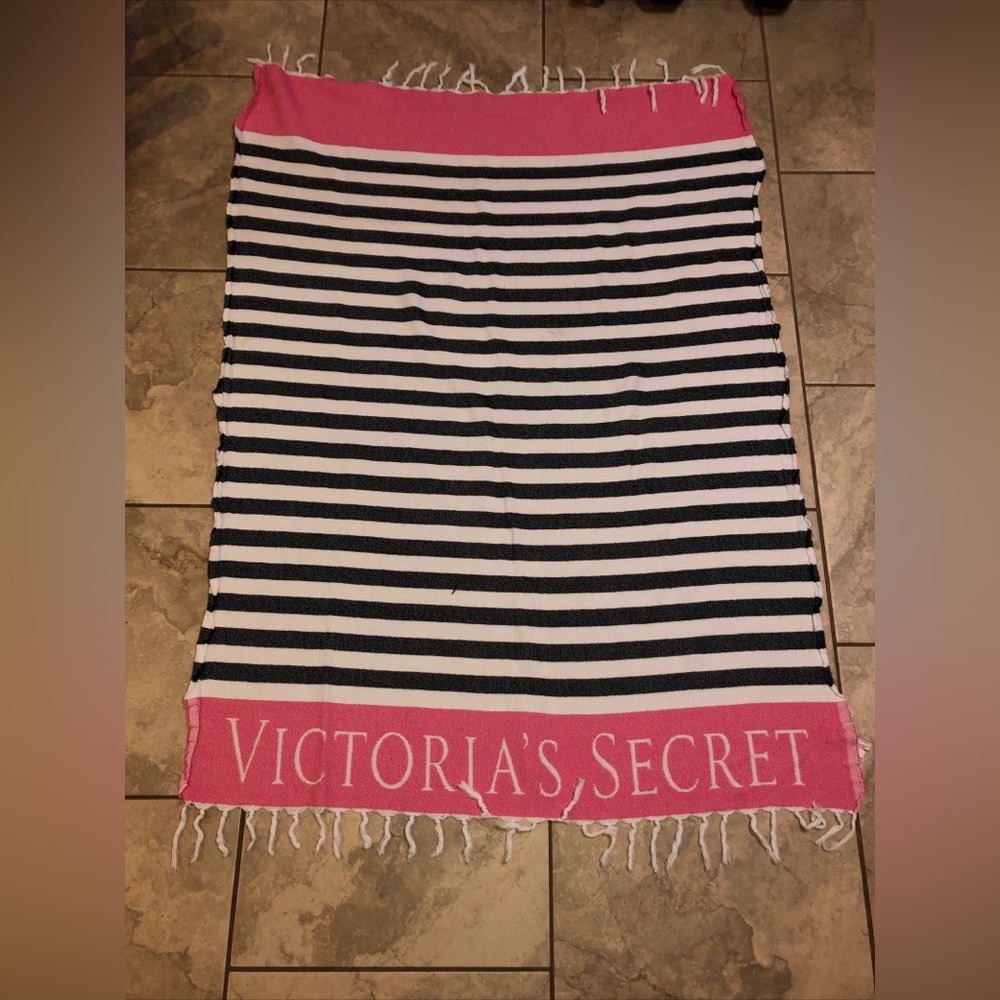 Victoria Secret Blanket Tassels  Pink Striped Black And White Authentic Knitted